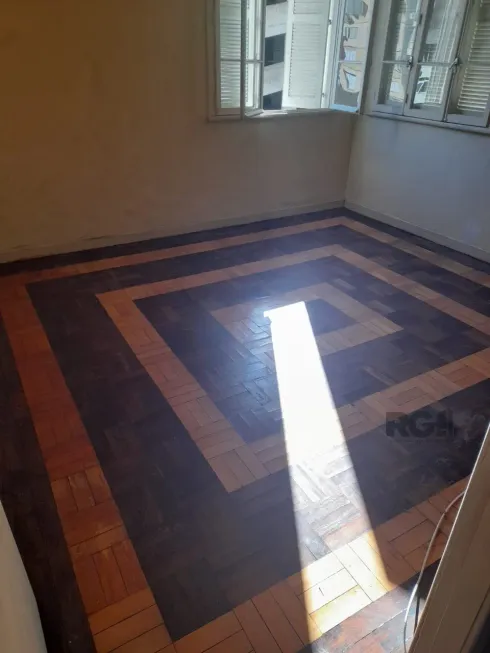 Foto 1 de Apartamento com 2 Quartos à venda, 80m² em Centro Histórico, Porto Alegre