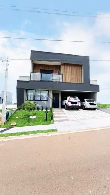 Foto 1 de Sobrado com 3 Quartos à venda, 244m² em Residencial Village Damha II, Araraquara