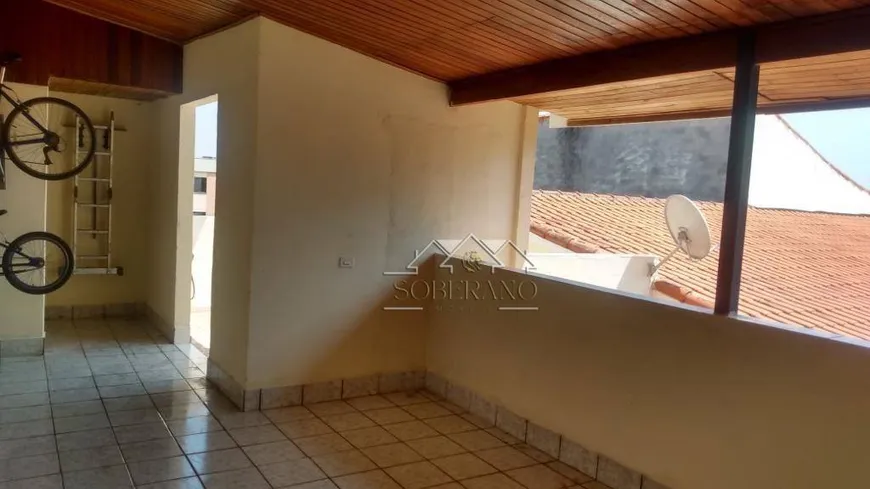 Foto 1 de Casa com 3 Quartos à venda, 216m² em Vila Scarpelli, Santo André