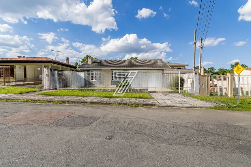 Foto 1 de Casa com 4 Quartos à venda, 300m² em Orleans, Curitiba