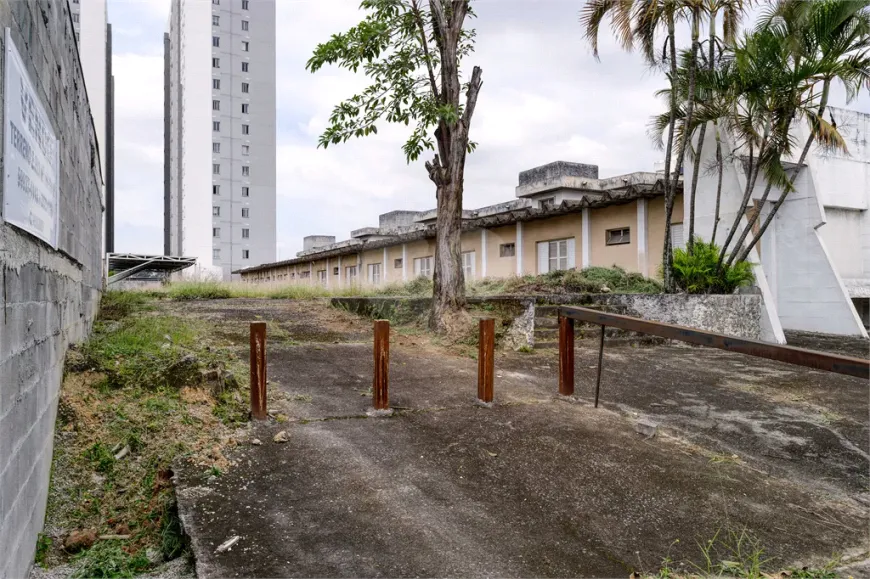 Foto 1 de Lote/Terreno à venda, 751m² em Santo Amaro, São Paulo