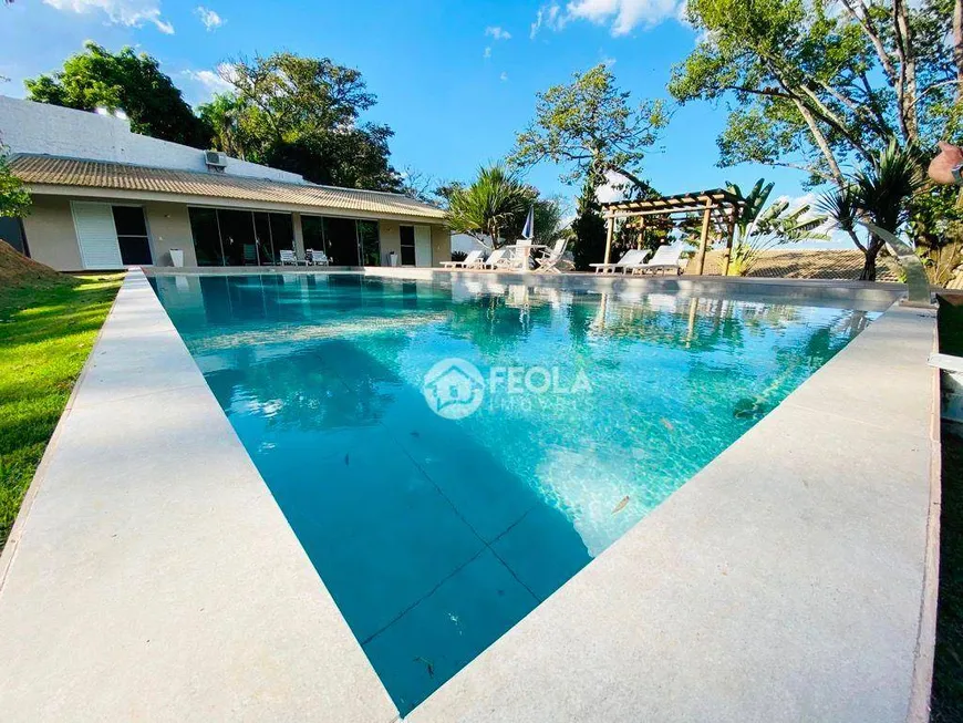 Foto 1 de Fazenda/Sítio com 5 Quartos à venda, 1000m² em Riviera Tamborlim, Americana