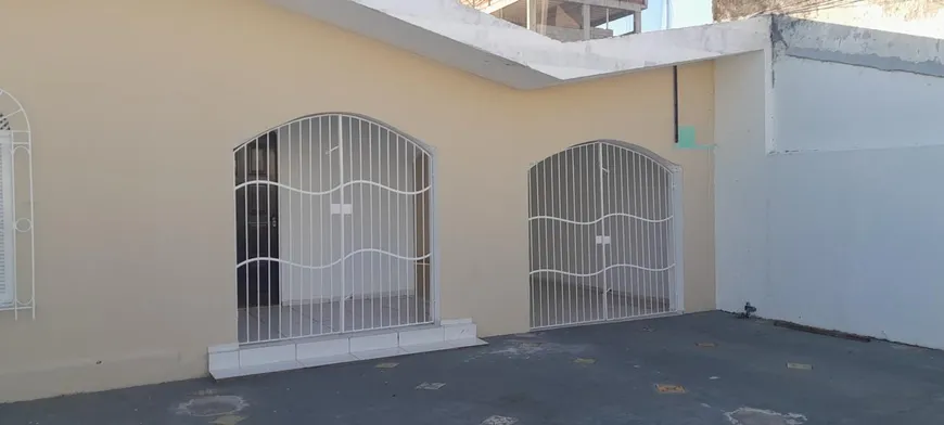 Foto 1 de Casa com 3 Quartos à venda, 180m² em Ponta Negra, Natal