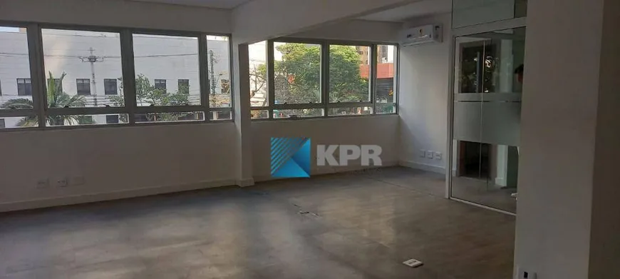 Foto 1 de Sala Comercial para alugar, 68m² em Jardim Aquarius, São José dos Campos