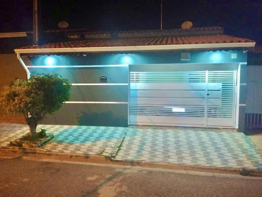 Foto 1 de Casa com 2 Quartos à venda, 116m² em Jardim Portal do Itavuvu, Sorocaba