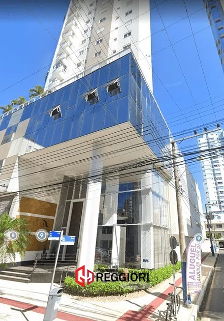 Foto 1 de Apartamento com 3 Quartos à venda, 128m² em Centro, Balneário Camboriú