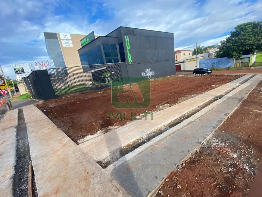 Foto 1 de Lote/Terreno com 1 Quarto à venda, 286m² em Tabajaras, Uberlândia