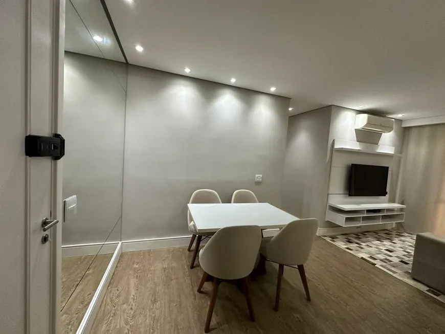 Foto 1 de Apartamento com 2 Quartos à venda, 63m² em Marapé, Santos