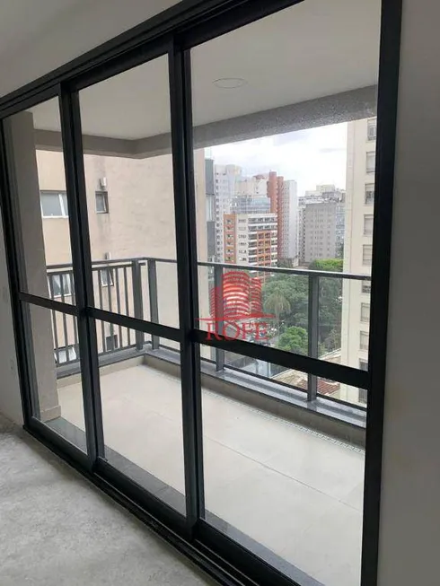 Foto 1 de Apartamento com 1 Quarto à venda, 30m² em Campo Belo, São Paulo