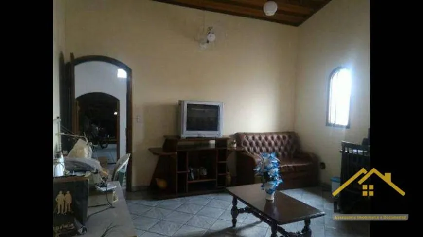 Foto 1 de Sobrado com 3 Quartos à venda, 206m² em Parque São Vicente, Mauá