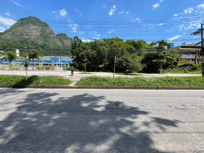 Foto 1 de Lote/Terreno à venda, 2850m² em Jacarepaguá, Rio de Janeiro