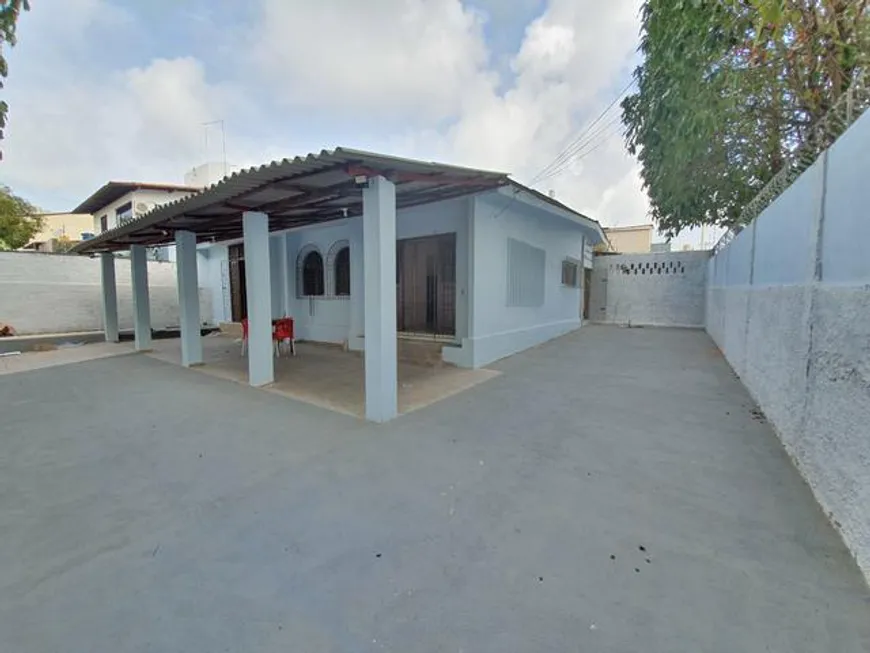 Foto 1 de Casa com 3 Quartos à venda, 240m² em Ponta Negra, Natal