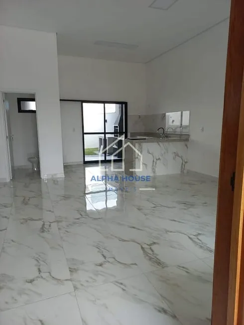 Foto 1 de Casa com 2 Quartos à venda, 107m² em Residencial Vila Romana, Pindamonhangaba