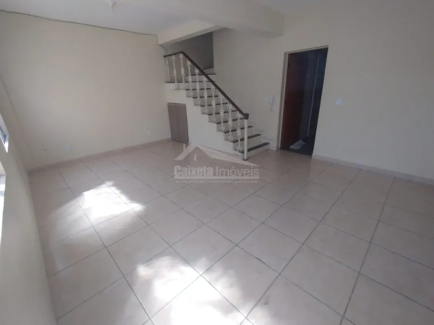 Foto 1 de Casa com 3 Quartos para alugar, 88m² em Alípio de Melo, Belo Horizonte