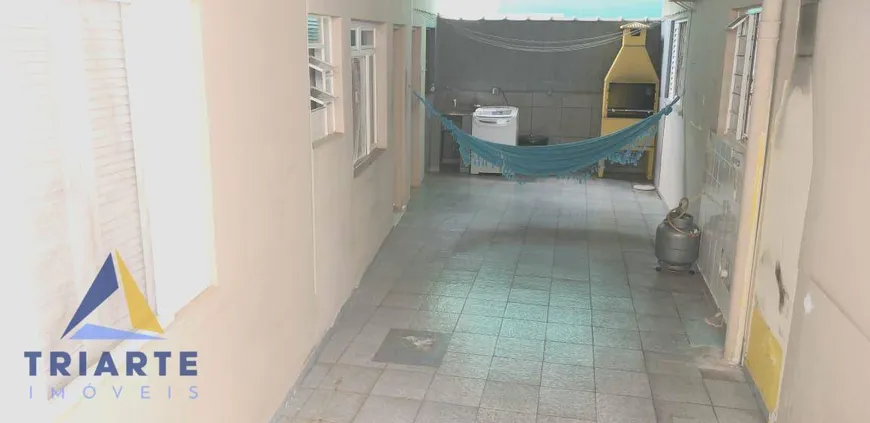 Foto 1 de Casa com 3 Quartos à venda, 232m² em Quitaúna, Osasco