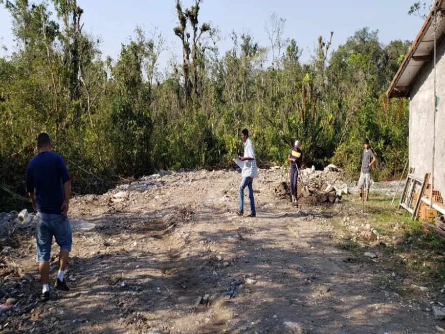 Foto 1 de Lote/Terreno à venda, 1000m² em Centro, Mongaguá