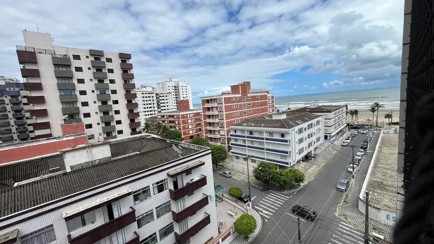 Foto 1 de Apartamento com 2 Quartos para alugar, 77m² em Vila Tupi, Praia Grande