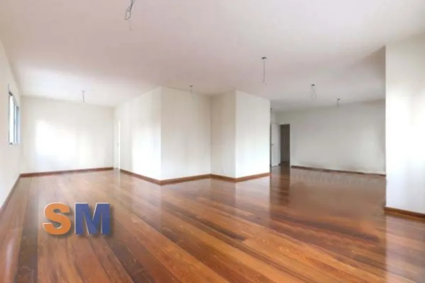 Foto 1 de Apartamento com 4 Quartos para venda ou aluguel, 215m² em Itaim Bibi, São Paulo