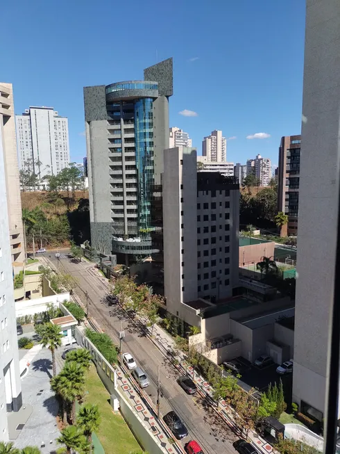 Foto 1 de Apartamento com 4 Quartos à venda, 154m² em Belvedere, Belo Horizonte