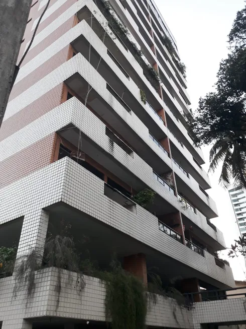 Foto 1 de Apartamento com 3 Quartos à venda, 120m² em Torre, Recife