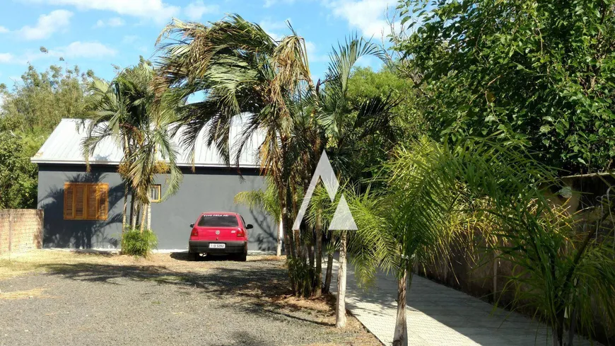 Foto 1 de Casa com 2 Quartos à venda, 56m² em Hípica, Porto Alegre