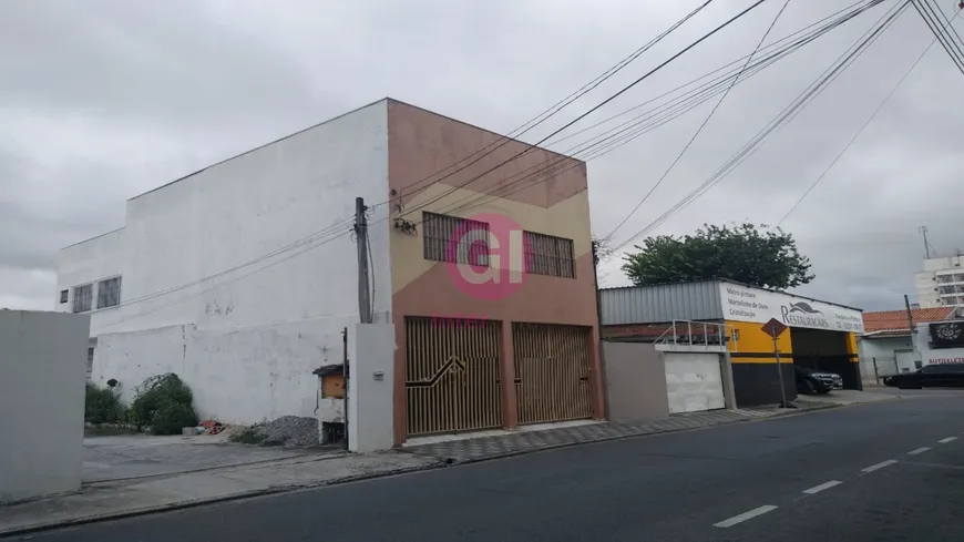 Foto 1 de Imóvel Comercial com 3 Quartos para venda ou aluguel, 150m² em Vila Martinez, Jacareí