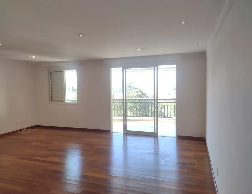 Foto 1 de Apartamento com 3 Quartos para alugar, 123m² em Tamboré, Santana de Parnaíba