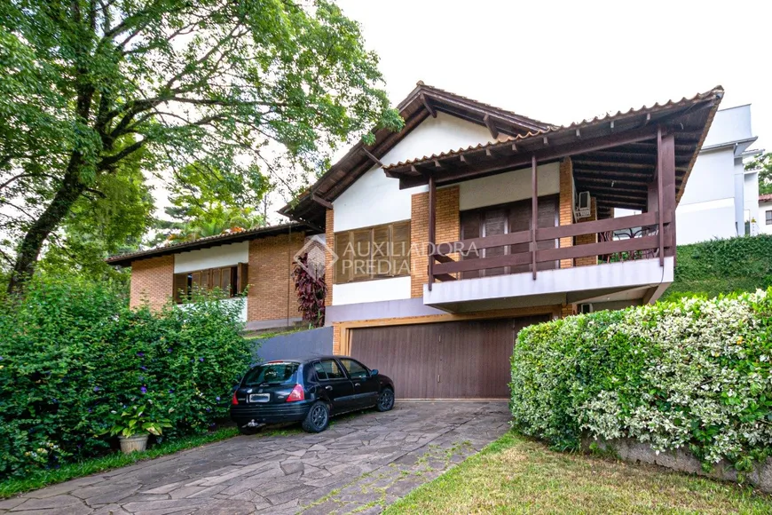 Foto 1 de Casa com 4 Quartos à venda, 227m² em Jardim Mauá, Novo Hamburgo