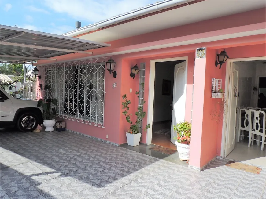 Foto 1 de Casa com 5 Quartos à venda, 158m² em Estreito, Florianópolis