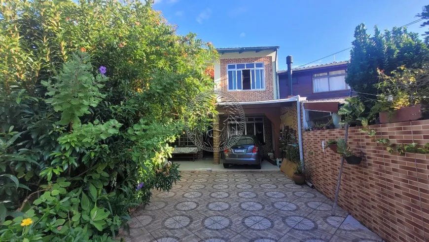 Foto 1 de Casa com 3 Quartos à venda, 182m² em Armação do Pântano do Sul, Florianópolis