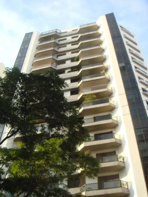 Foto 1 de Apartamento com 4 Quartos para venda ou aluguel, 173m² em Moema, São Paulo