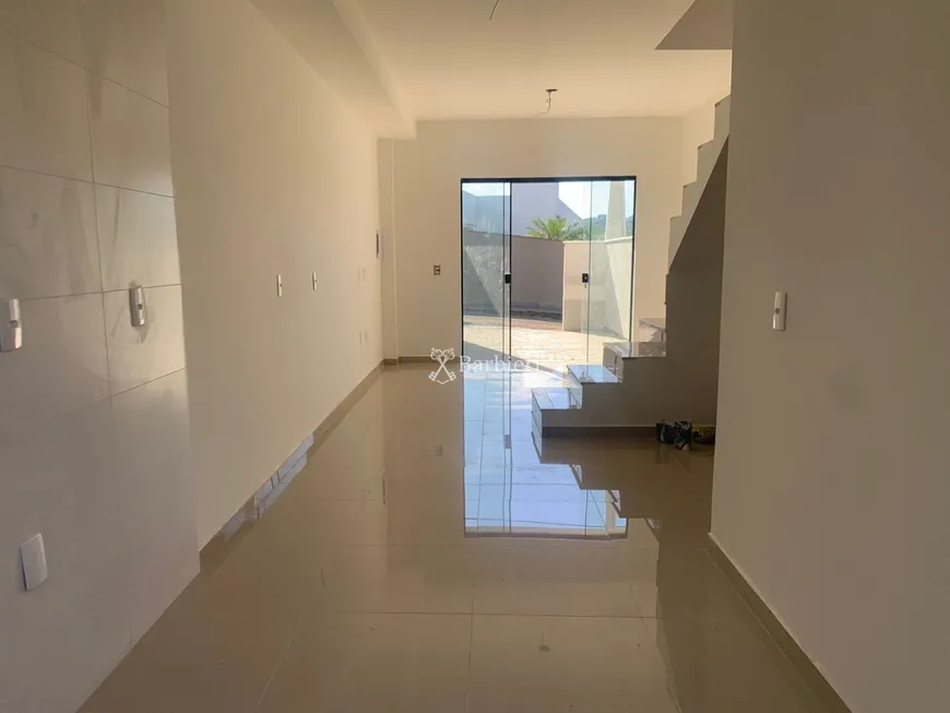 Foto 1 de Sobrado com 2 Quartos à venda, 71m² em Salto Weissbach, Blumenau