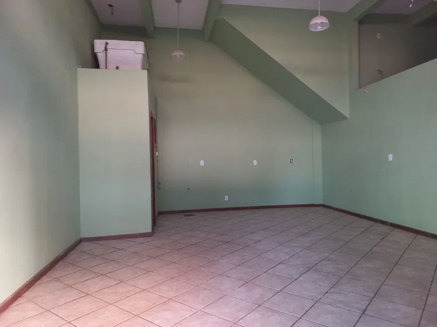 Foto 1 de Ponto Comercial para alugar, 40m² em Campo D Oeste, Macaé