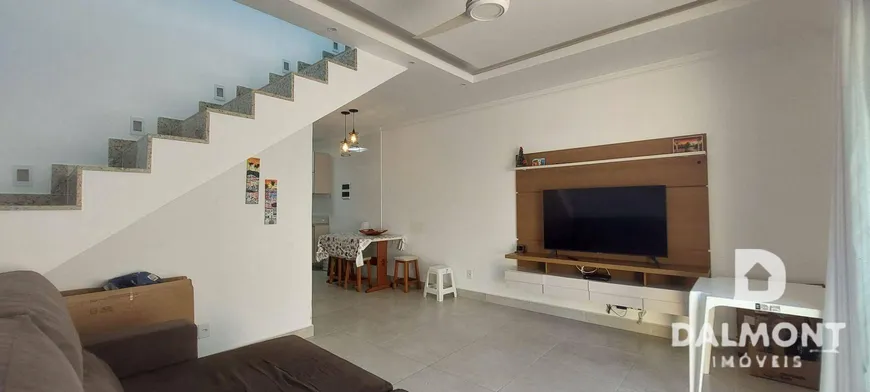 Foto 1 de Casa de Condomínio com 3 Quartos à venda, 90m² em Peró, Cabo Frio