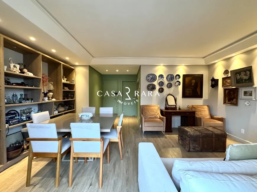 Foto 1 de Apartamento com 3 Quartos à venda, 108m² em Centro, Florianópolis
