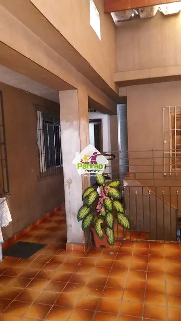 Foto 1 de Casa com 4 Quartos à venda, 289m² em Vila Palmeiras, São Paulo