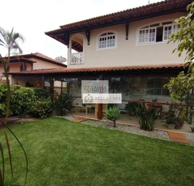 Foto 1 de Casa com 3 Quartos à venda, 250m² em Praça da Bandeira, Araruama