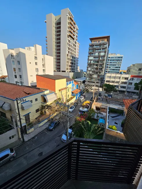 Foto 1 de Apartamento com 4 Quartos à venda, 220m² em Barra, Salvador