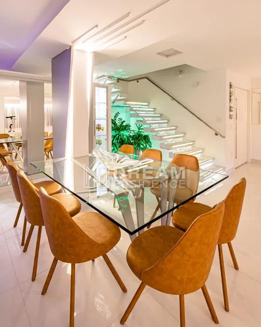 Foto 1 de Apartamento com 3 Quartos à venda, 240m² em Boa Viagem, Recife