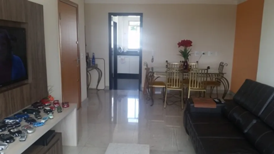 Foto 1 de Apartamento com 3 Quartos à venda, 87m² em Fernão Dias, Belo Horizonte