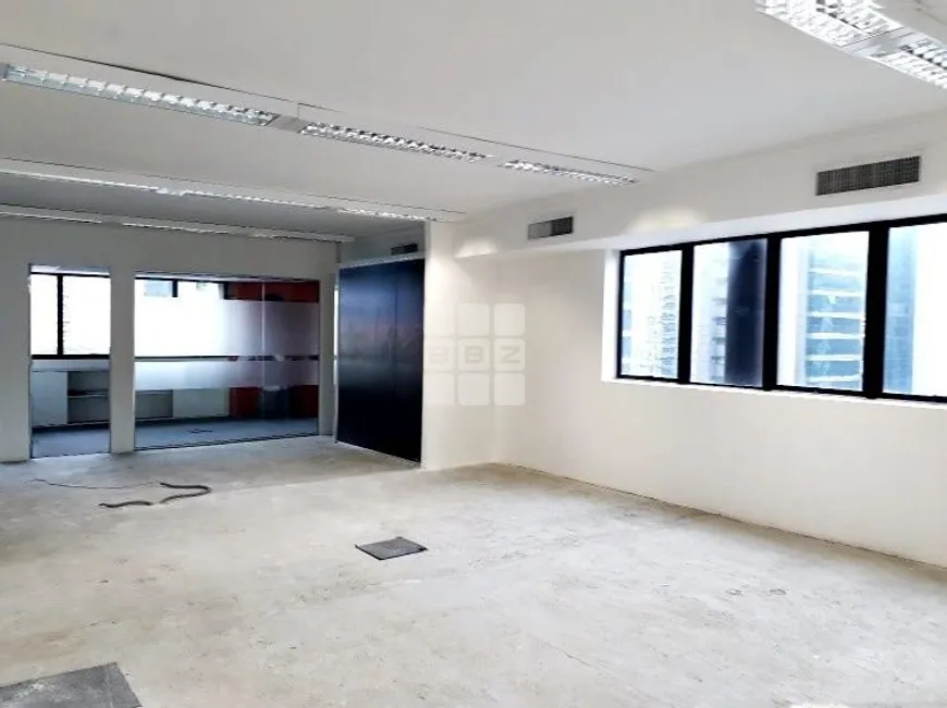 Foto 1 de Sala Comercial para alugar, 260m² em Vila Olímpia, São Paulo