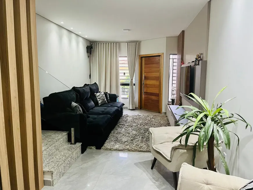 Foto 1 de Sobrado com 4 Quartos à venda, 155m² em Vila Carrão, São Paulo