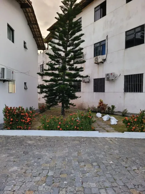 Foto 1 de Casa de Condomínio com 2 Quartos à venda, 74m² em Itapuã, Salvador