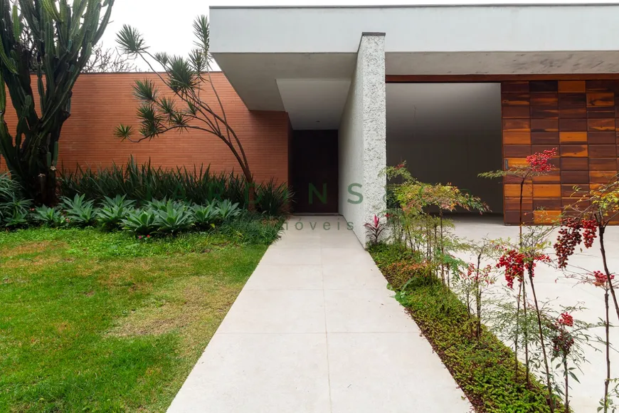 Foto 1 de Casa com 4 Quartos para venda ou aluguel, 340m² em Vila Madalena, São Paulo