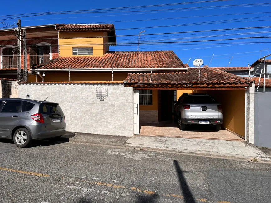 Foto 1 de Casa com 3 Quartos à venda, 115m² em Vila Suíssa, Mogi das Cruzes