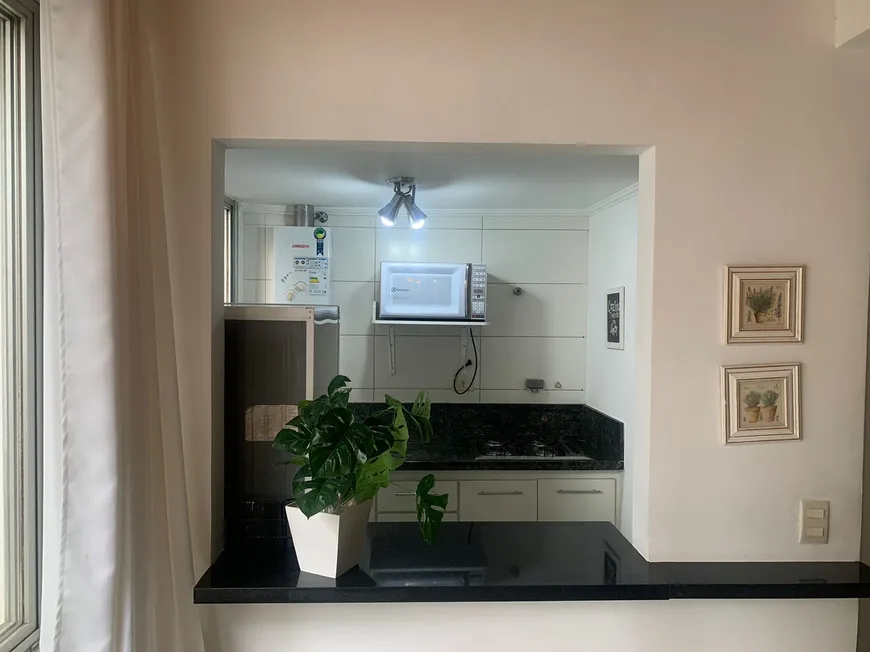 Foto 1 de Apartamento com 1 Quarto para alugar, 50m² em Brooklin, São Paulo