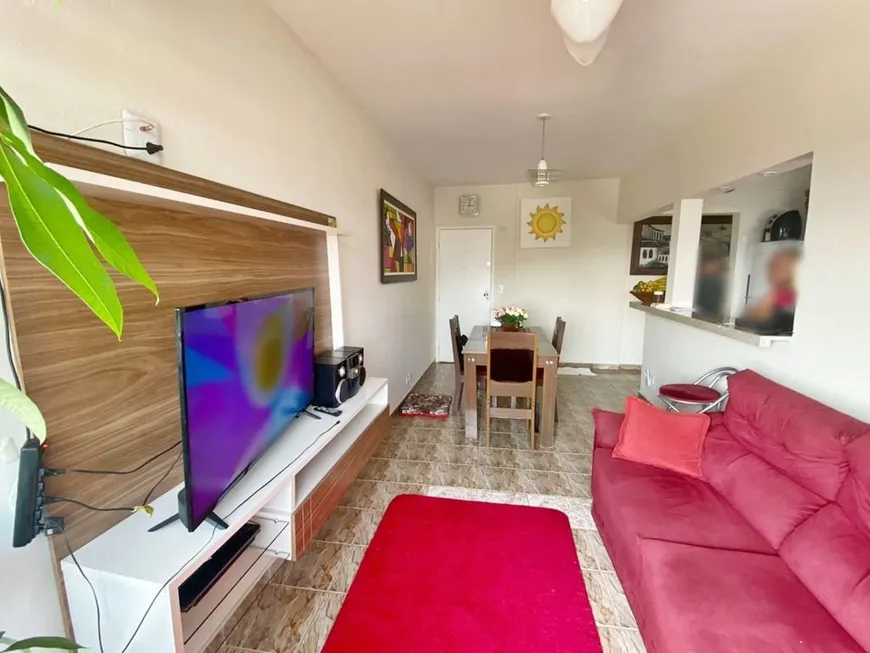 Foto 1 de Apartamento com 1 Quarto à venda, 50m² em Vila Tupi, Praia Grande