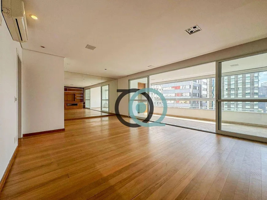 Foto 1 de Apartamento com 2 Quartos para alugar, 147m² em Itaim Bibi, São Paulo