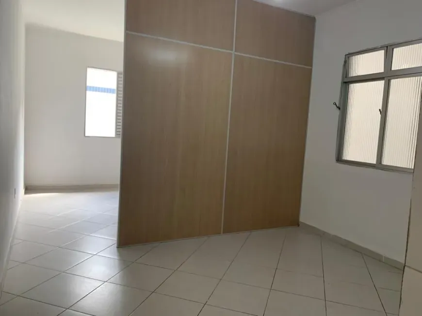 Foto 1 de Kitnet com 1 Quarto para alugar, 40m² em Vila Tupi, Praia Grande