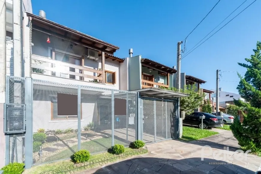 Foto 1 de Casa de Condomínio com 3 Quartos à venda, 144m² em Hípica, Porto Alegre